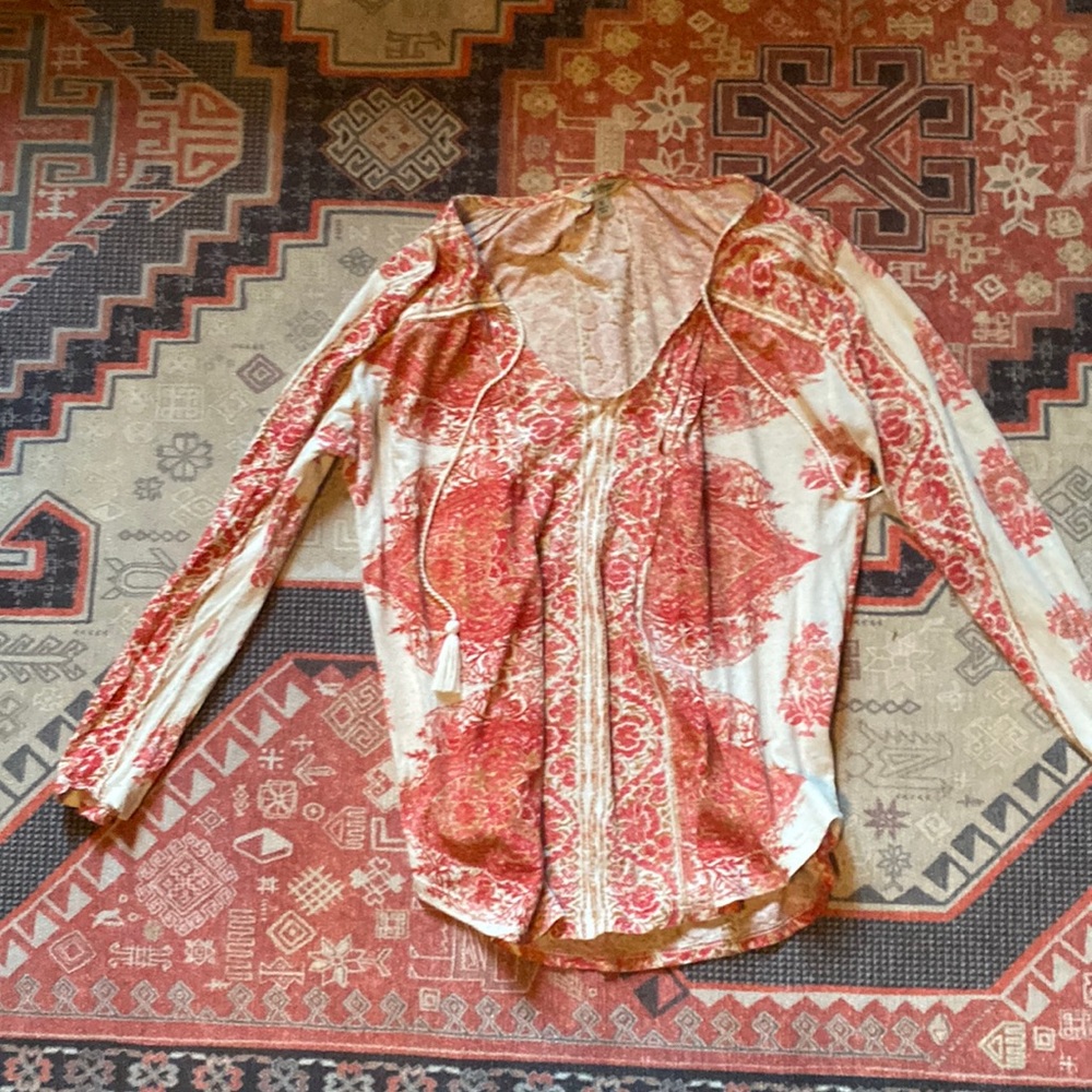 Long sleeve top